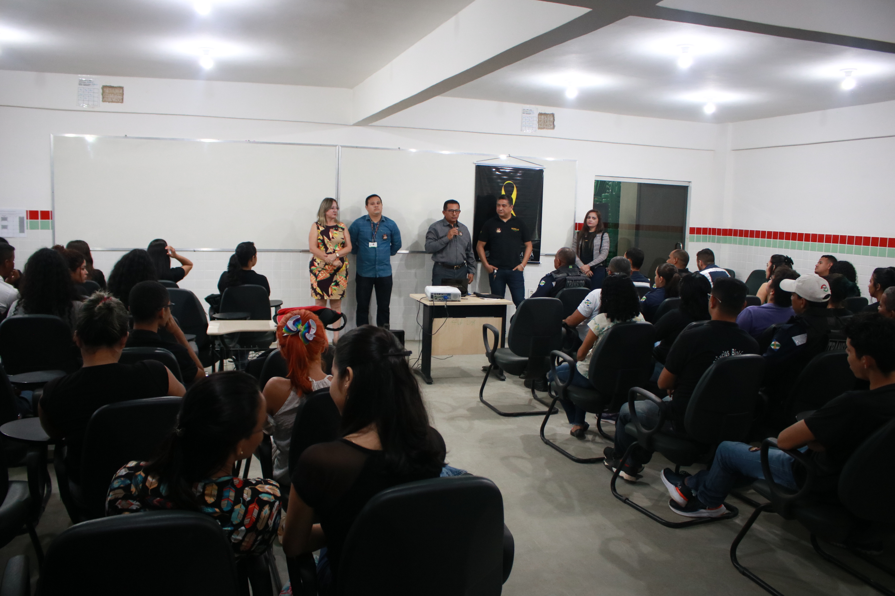 Laranjal do Jari adere a Campanha Maio Amarelo.